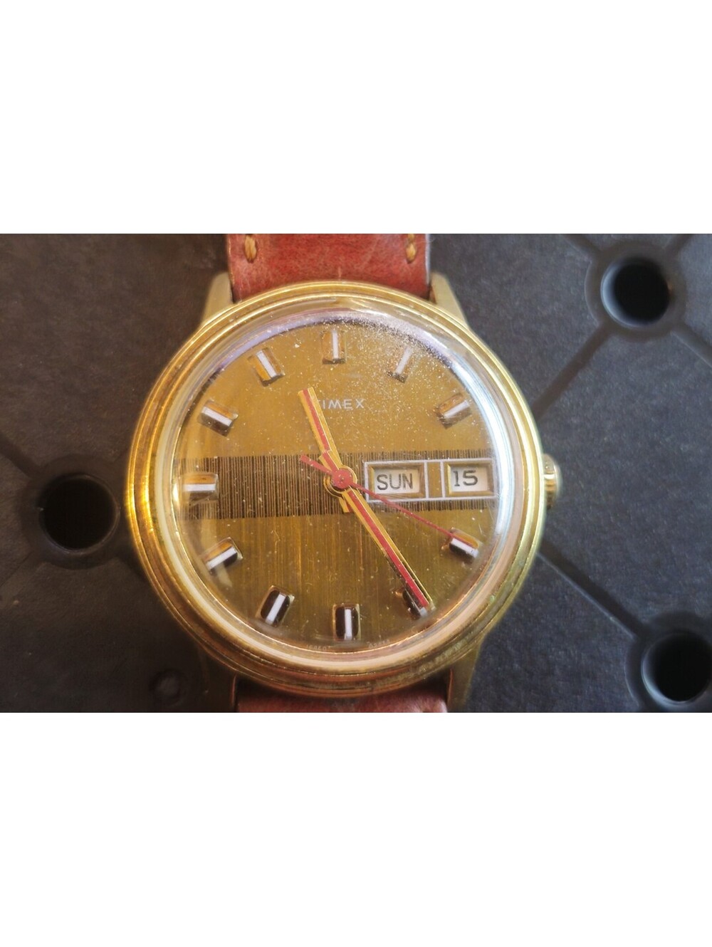 Vintg Timex Day Date Manual Wind Watch Gold Tone 1970's Works "Barcode" READ